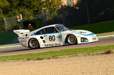 Imola Classic 22 Ekim 2016 - Porsche 935 K3 - 1979 İtalya Imola Circuit, uygulama sırasında bilinmeyen tarafından tahrik.