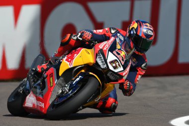 San Marino İtalya - Mayıs 12: Stefan Bradl Ger Honda Cbr1000rr Honda Dünya Superbike takım FIM Superbike 2017 Imola Circuit İtalya, Superbike eleme oturumu sırasında eylem.
