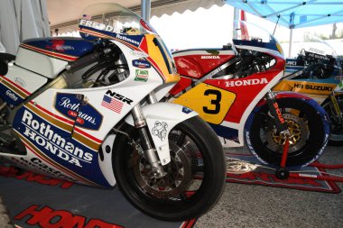 21 Nisan 2018: Honda Nsr 500 efsanevi sürücüsünün Freddie Spencer, Motor efsane Festivali 2018 İtalya Imola pistinde.