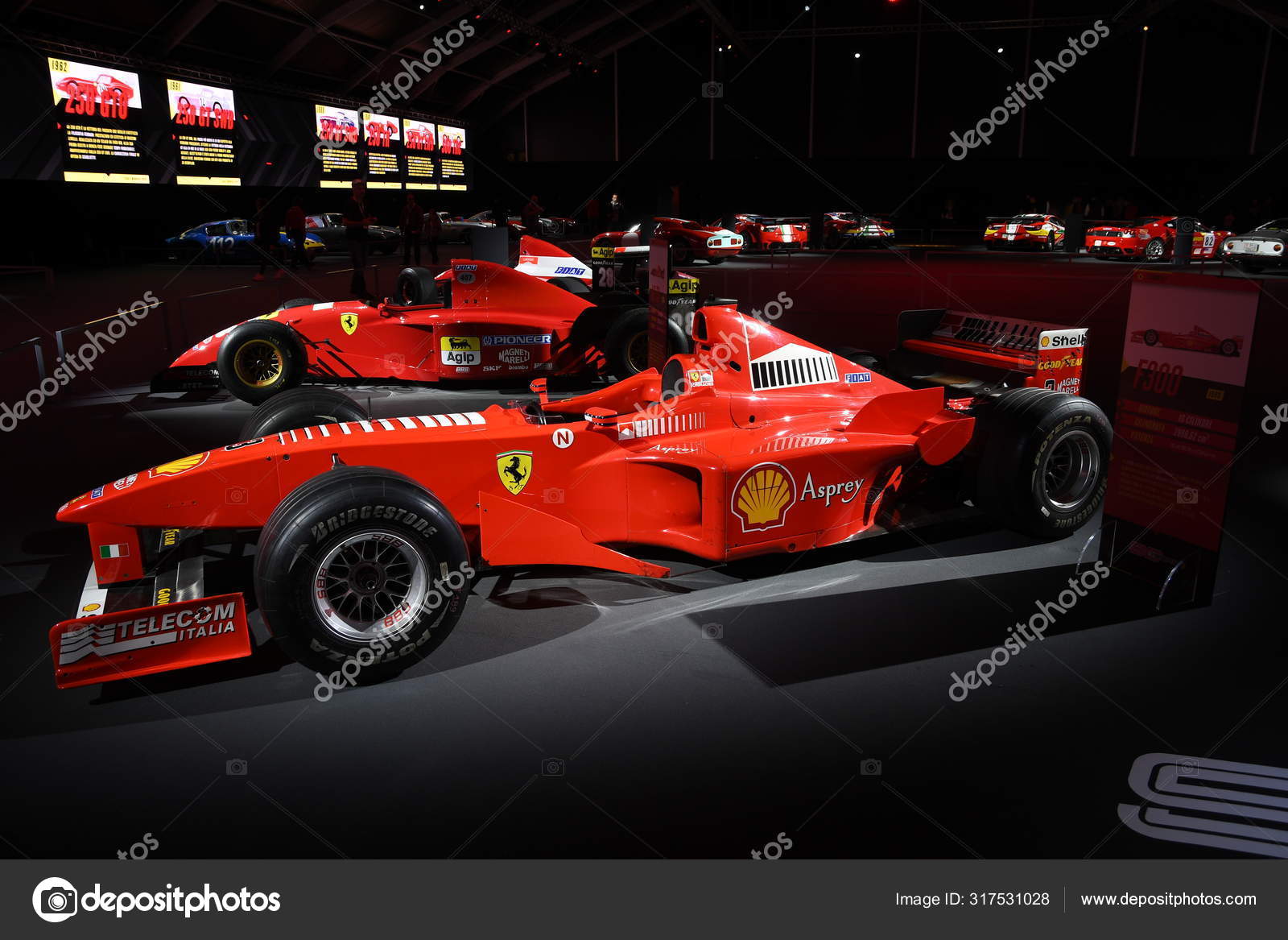 Circuito Mugello Outubro 2019 Ferrari F300 Ano 2000 Michael Schumacher — Fotografia de Stock Editorial © Dan74 #317531028