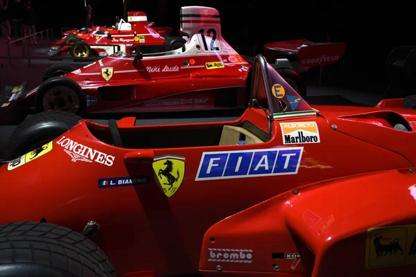 ムジェロ サーキット 2019年10月25日 フォーミュラ1フェラーリ126 C4年1984年レン アルヌーがイタリアのムジェロ サーキットで開催されたFinali Mondiali Ferrari 2019に出展 — ストック写真