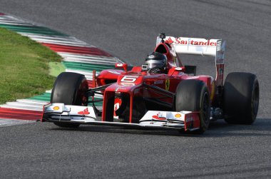 Mugello, It, 24 Ekim 2019: Ferrari F1 modeli F2012 Finali Mondiali Ferrari 2019 sırasında İtalya 'daki Mugello Pisti' nde çalışmaktadır. İtalya