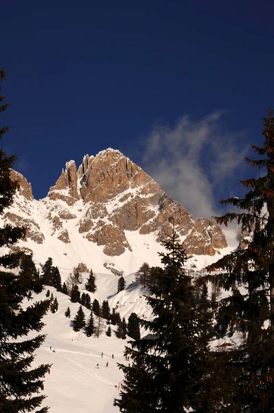 Dolomitas Invierno Cima Uomo Paso San Pellegrino Durante Temporada Invierno —  Fotos de Stock