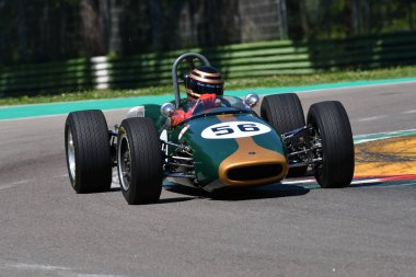 Imola, 27 Nisan 2019: İtalya 'daki Imola Pisti' nde düzenlenen Minardi Tarihi Günü 'nde tarihi Lotus Formülü faaliyet gösteriyor.