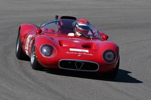 Imola Aprile 2019 Guidata Sconosciuta Alfa Romeo Tipo Periscopio 1967 — Foto Stock