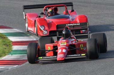 Mugello Pisti, 24 Ekim 2019: 1989 tarihli F1 Ferrari F189 Ferrari F189 eski Gerhard Berger - Nigel Mansell İtalya 'daki Mugello Pisti Finali Mondiali Ferrari 2019 sırasında görev başında.