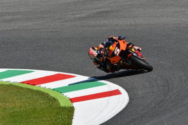 Mugello - İtalya, 1 Haziran: Fransız Red Bull Ktm Factory Racing Team binicisi Johann Zarco, 2019 yılında İtalya 'nın Motogp Gp' si İtalya 'da eyleme geçti.