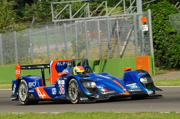 Imola, İtalya 17 Mayıs 2013: Alpine - Signatech Alp Takımı 'ndan Nissan, Avrupa Le Mans Serisi sırasında P RAGUES / N. PANCIATICI tarafından kullanıldı - 3 Saat Imola, İtalya