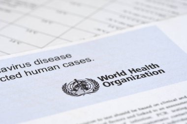 Floransa, Mayıs 2020: Birleşmiş Milletler Dünya Sağlık Örgütü 'nün (WHO) Coronavirus veya COVID-19 ile ilgili kamu belgelerindeki logosu