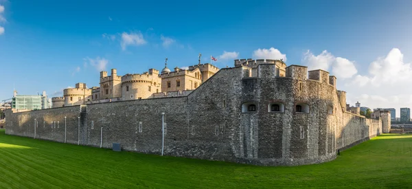 Londýn, Velká Británie - 4 října 2016: Tower of London — Stock fotografie