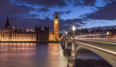 Büyük Ben alacakaranlıkta