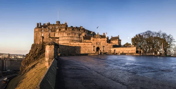 Edinburgh Castle ön kapı — Stok fotoğraf