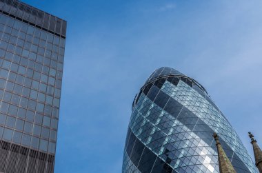 London, İngiltere - 3 Nisan 2016: 30 st Mary balta street, Kornişon gökdelen