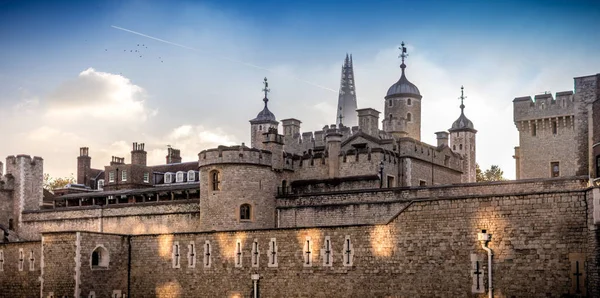 Ostfassade des Turms von London — Stockfoto