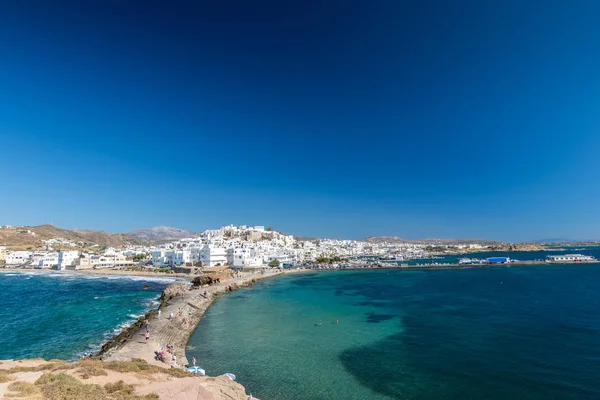 Naxos, Grécia - 12 de julho de 2019: Vista de Naxos capital Chora de — Fotografia de Stock