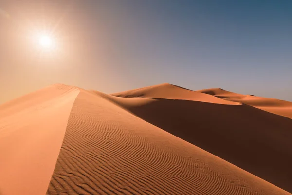 Sunrise dunes Erg African, Sahara, Merzouga, Fas üzerinden
