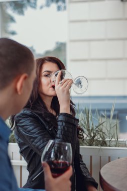 Şehirlerde aşıklar