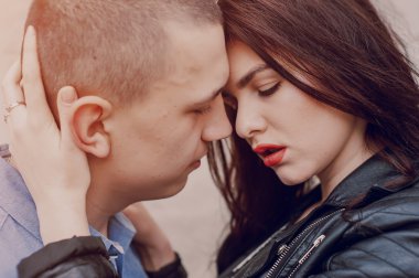 Şehirlerde aşıklar