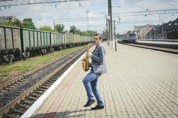 Busker outdors hd — Stockfoto