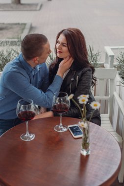 Şehirlerde aşıklar