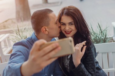 Şehirlerde aşıklar