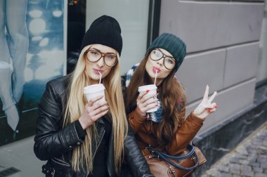 güzel moda kızlar açık