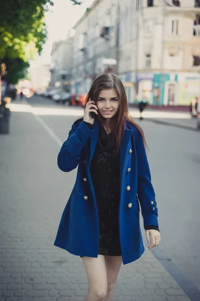 Lady for a walk — Stock Photo, Image