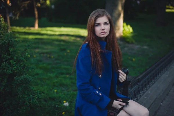 Lady for a walk — Stock Photo, Image