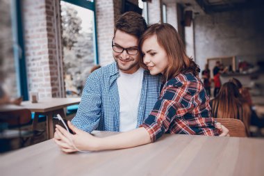 seven çift bir Café