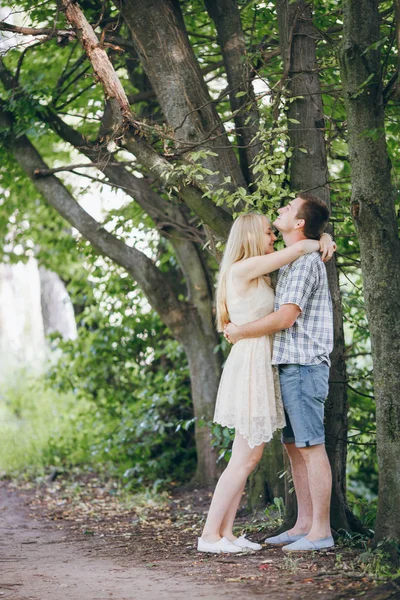 Birbirine aşık çift