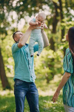 Aile bir yürüyüş