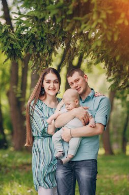 Aile bir yürüyüş