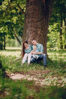 Aile bir yürüyüş