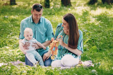 Aile bir yürüyüş