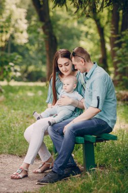 Aile bir yürüyüş