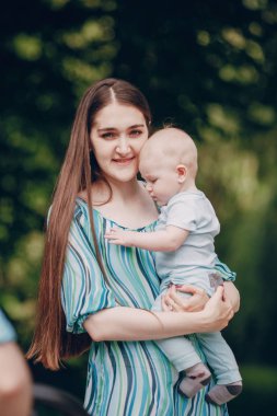 Aile bir yürüyüş