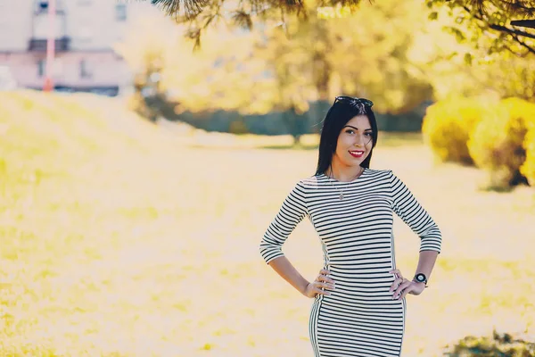 Menina elegante HD — Fotografia de Stock