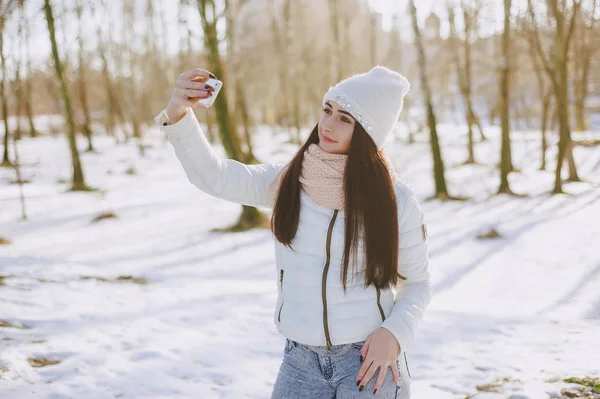 Par på en promenad — Stockfoto