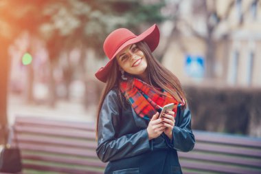 bir yürüyüş güzel kızlar