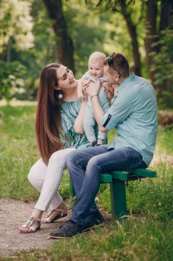 Aile bir yürüyüş