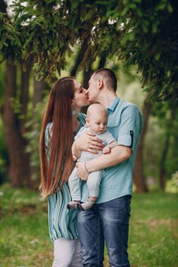 Aile bir yürüyüş