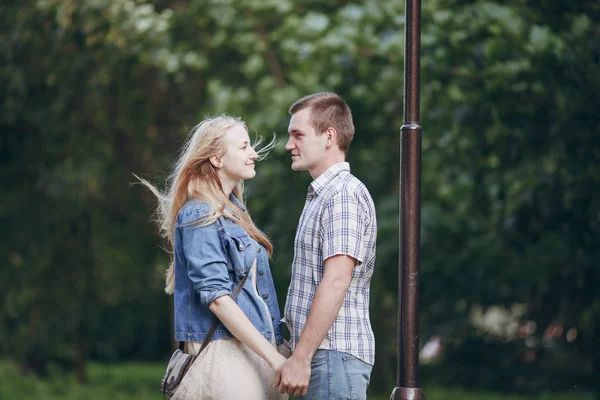 Pareja enamorada — Foto de Stock