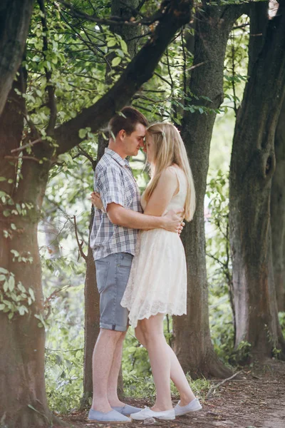 Pareja enamorada —  Fotos de Stock