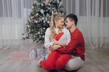 sevgi dolu çift Noel ağacı süsleme