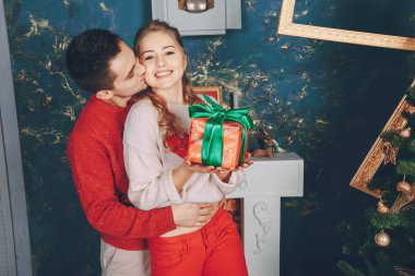 sevgi dolu çift Noel ağacı süsleme