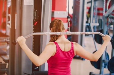 Spor kız bu spor ve jog üzerinde