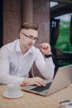 işadamı yürüyüş