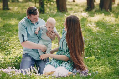 Aile bir yürüyüş