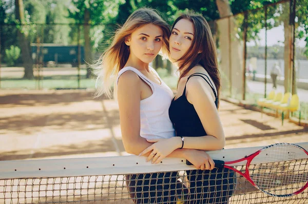 Deux filles athlètes — Photo