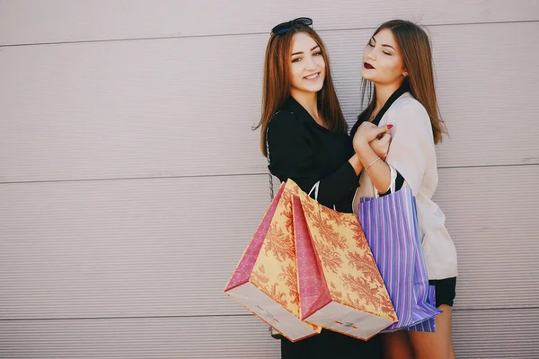 Girls On Shopping — Stock Photo, Image